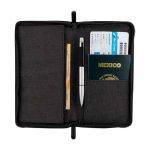 PORTA PASAPORTE WALLY NEGRO M 80620 N (POLIÉSTER) - Image 2